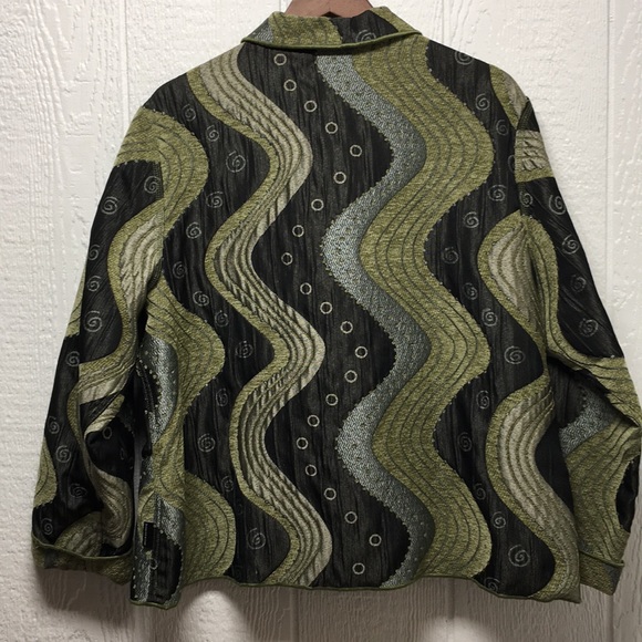 Reversible Jacket - Picture 3 of 8